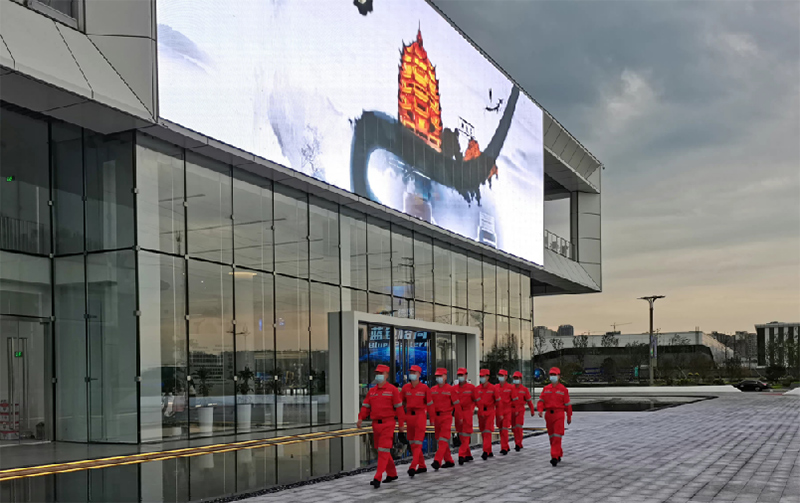 四川德陽(yáng)清能源特色小鎮(zhèn)LED格柵屏項(xiàng)目
